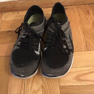 Nike Free 4.0 Flyknit Sneaker